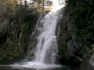 雨霧の滝(美深町)